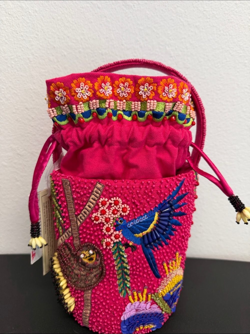Handcrafted In India | Beaded Tropical Rainforest Macaw Bucket Bag 🦜🦥 🌴 - Picture 9 of 10